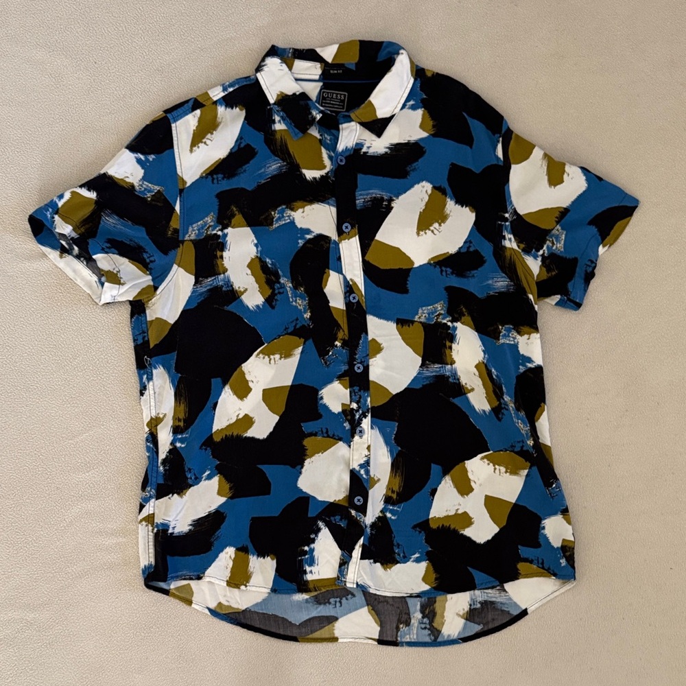 Guess Paintbrush Graphic Print Button Up Short Sleeved Shirt in Black Men's XL